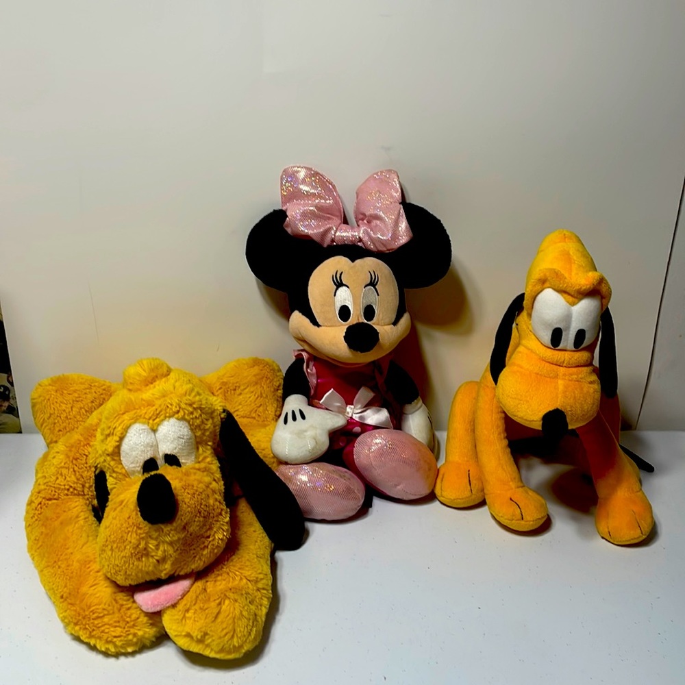 Disney Mini & 2 Pluto plush